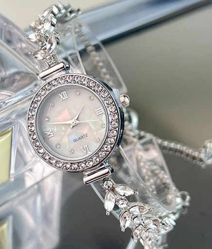 Đồng hồ đeo tay kim cương sang trọng nhẹ nhàng dành cho nữ
